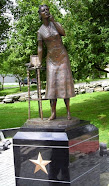 The Gold Star Mothers Statue