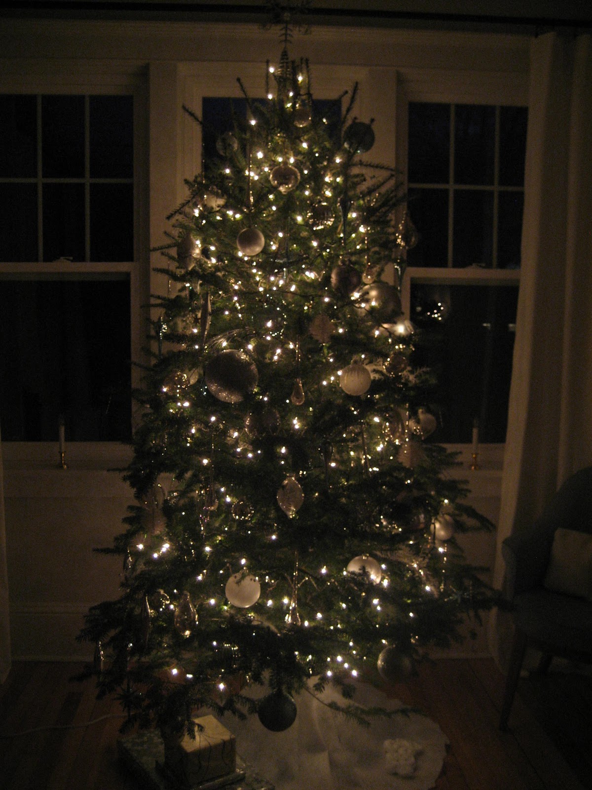 modern jane: House Tour Recap - The Trimmed Tree(s)