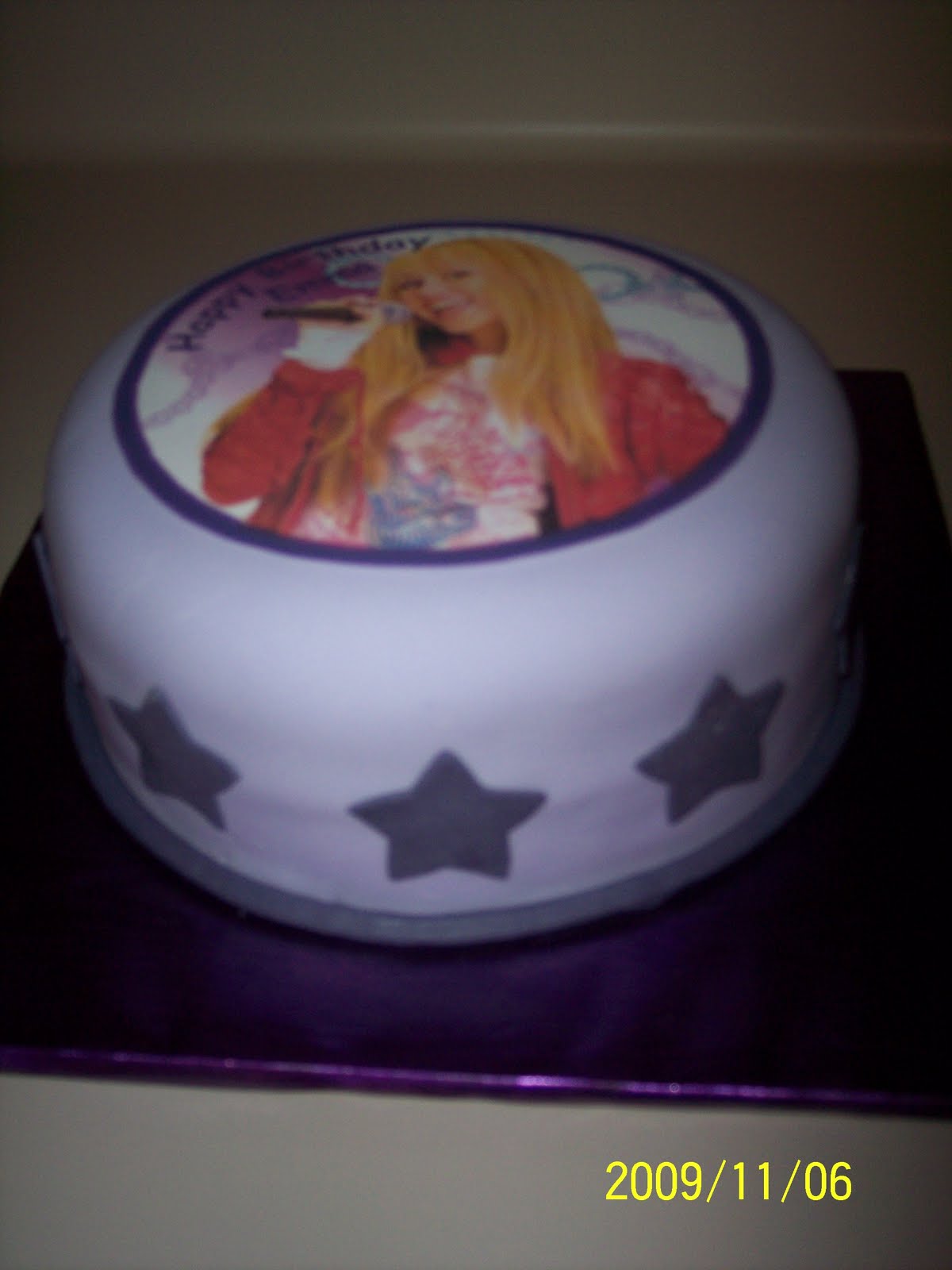 Jeni&rsquo;s cakes: happy birthday emma