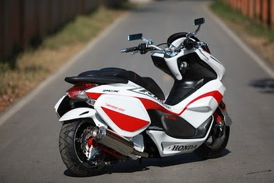 100 Gambar Modifikasi Motor Honda PCX 125 - INFO|FOTO|GAMBAR