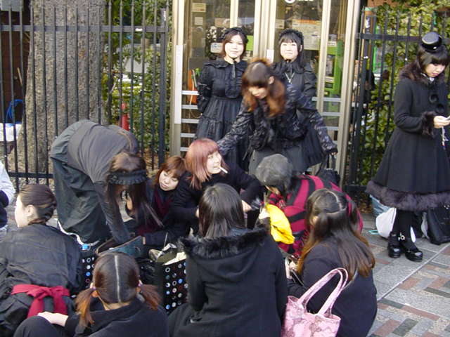 [HARAJUKU_GIRLS.jpg]