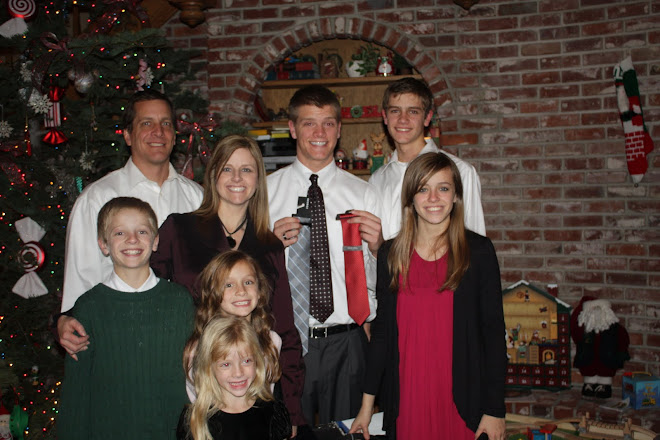 The Tingey Family and Ty