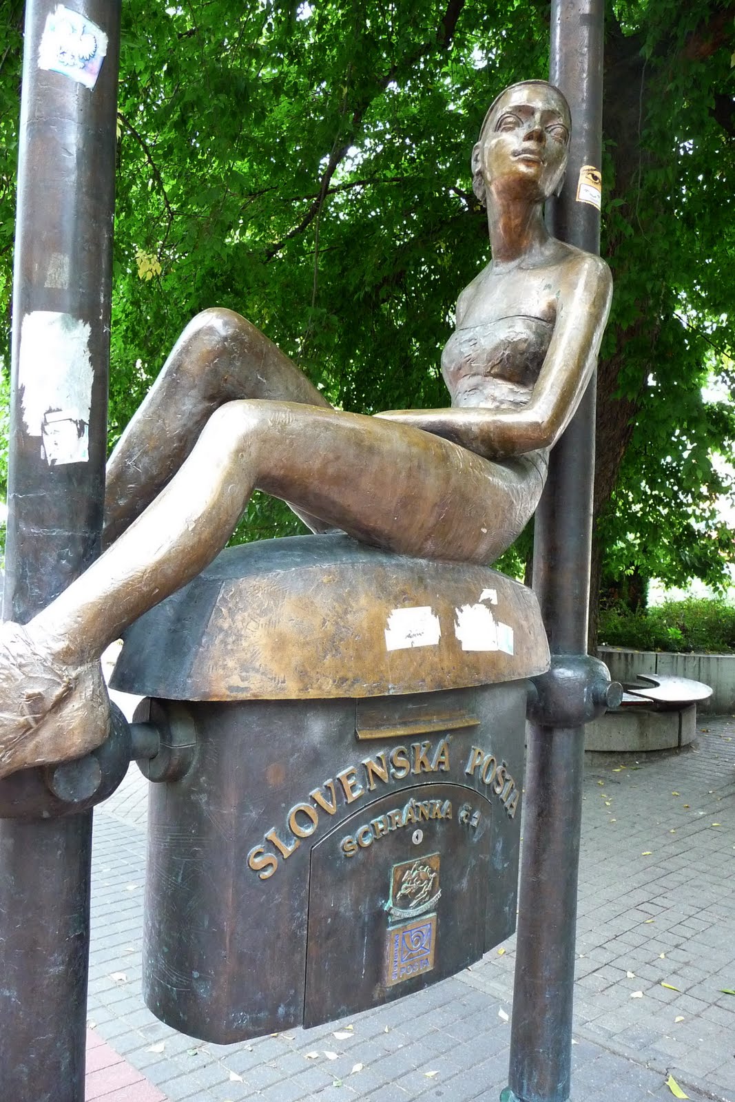 [斯洛伐克的女孩比例極好.jpg]