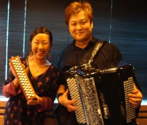 amara: ベルギー配列ボタンアコーディオニスト 桑山哲也さん