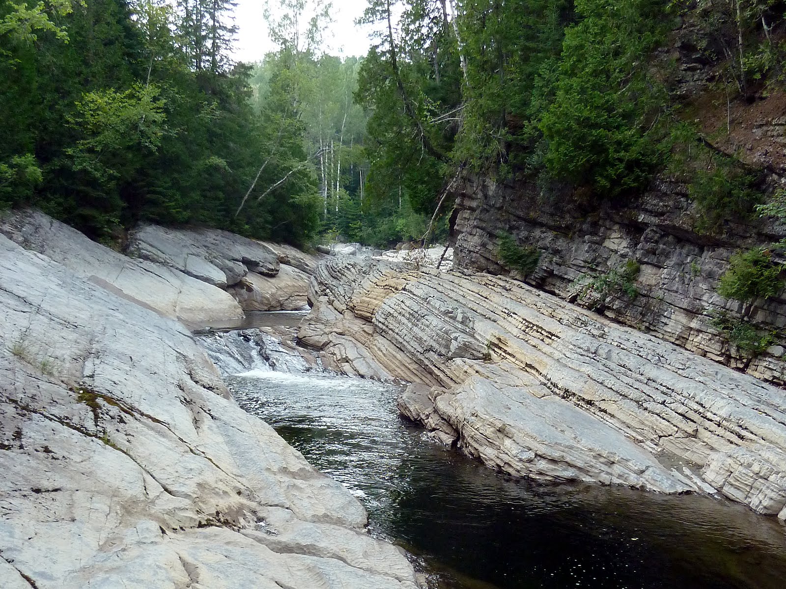 Vu par Eric Entre Charlevoix et Montréal Rivière du bras du Gouffre