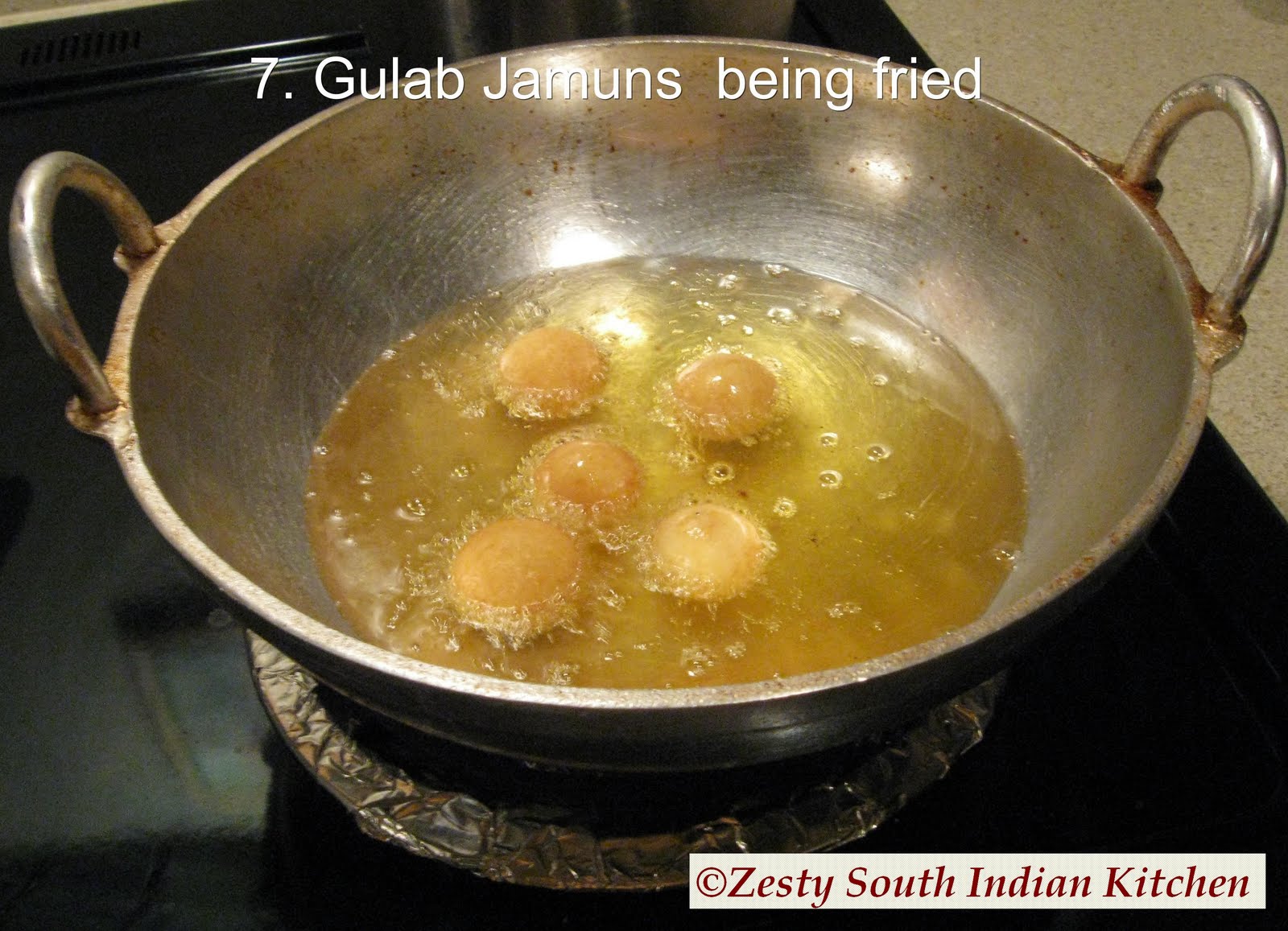 [jamuns+being+fried.jpg]