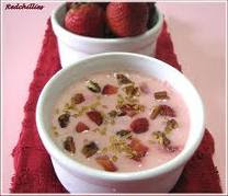 a delicious strawberry yoghurt..:)