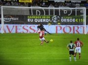 [jorn1_SCP-TRO_goloPinheiro.JPG]