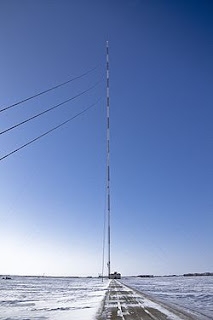 250px-KVLY-TV_Mast_Tower_Wide.jpg