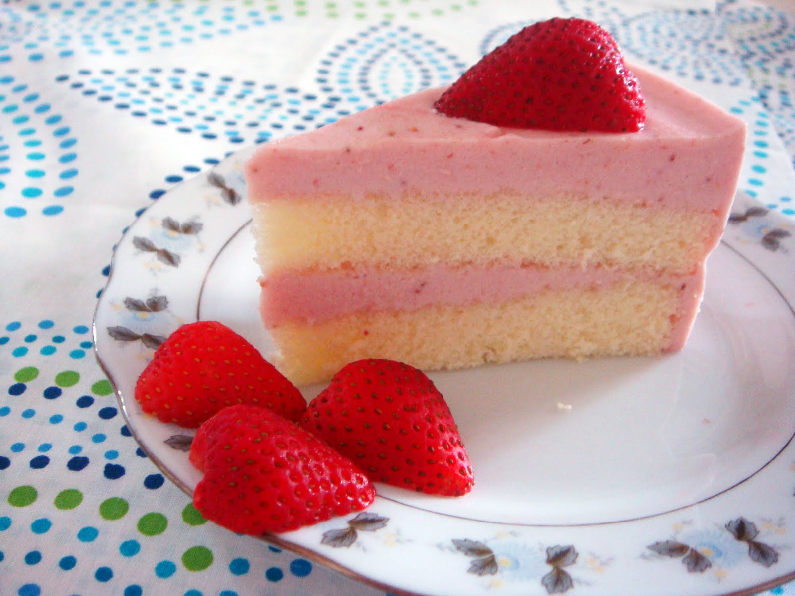 Baking Library Strawberry Yoghurt Mousse Cake