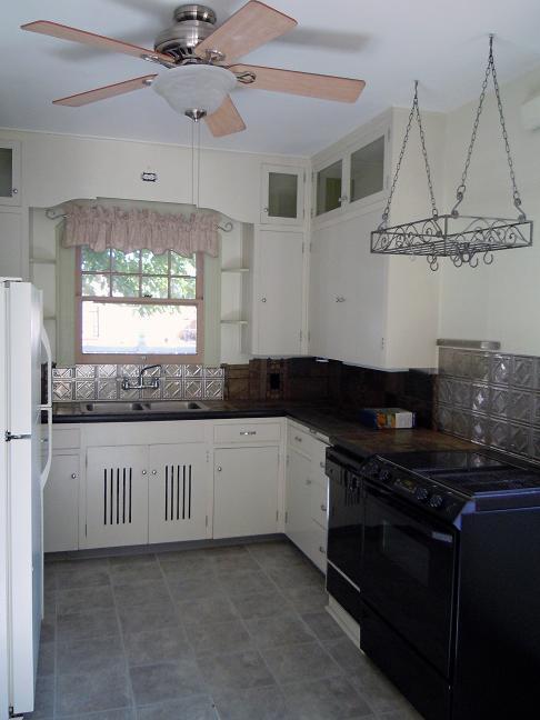 Mod Vintage Life: Vintage Bath & Kitchen