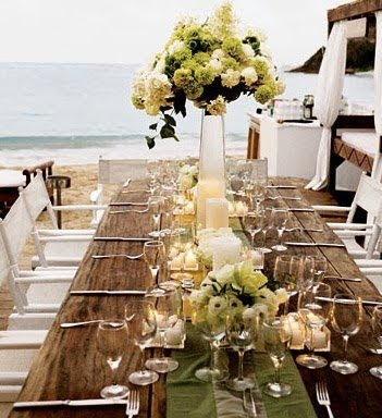  like this below beachside table setting from InStyle Weddings Gorgeous
