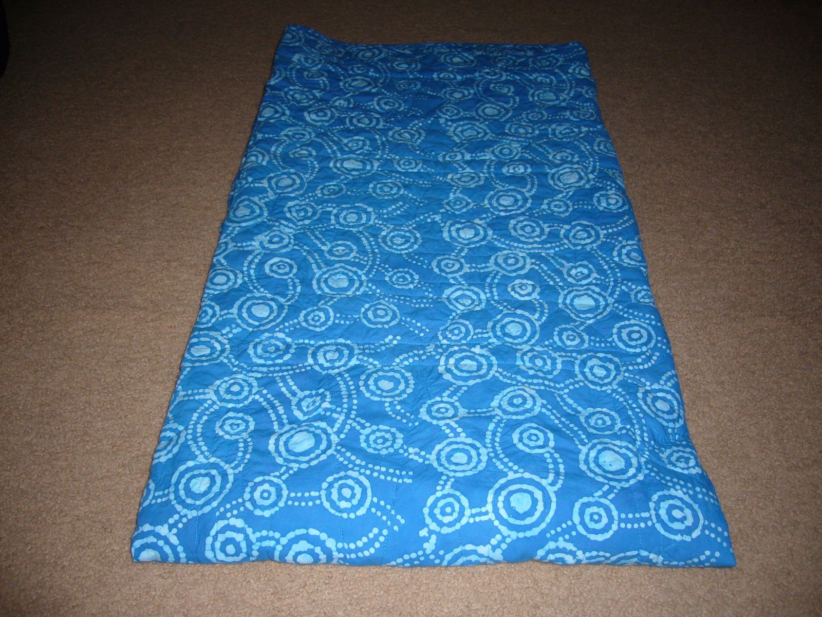 Declan's Quilt How to fold the quilt into a pillow