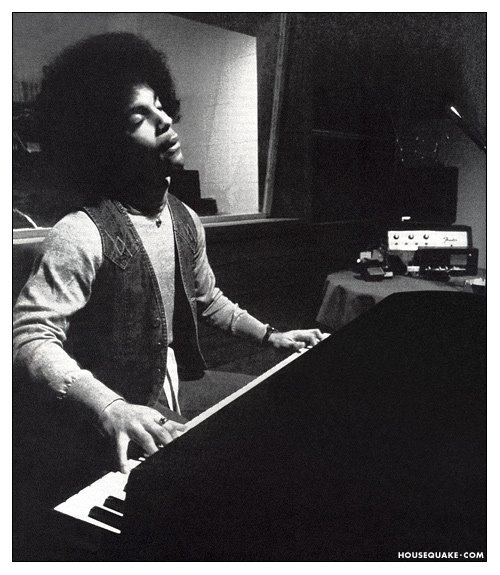 [untitled-1977.bmp]