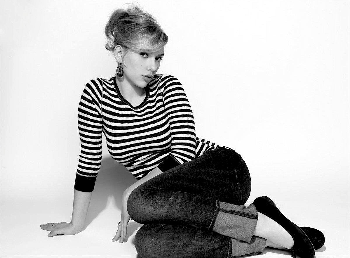 [Scarlett_Johansson_081240002.jpg]