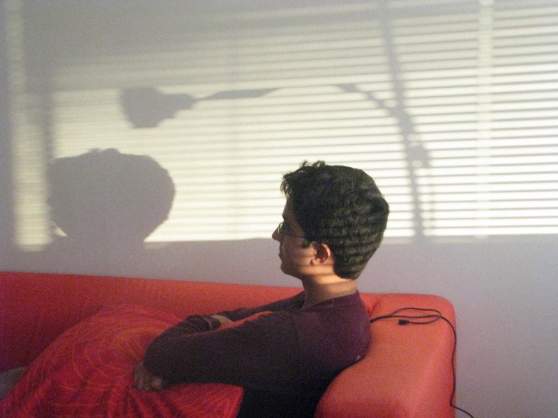 Contemporary litot-ing