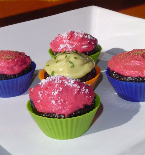 [raw+cupcakes+1.bmp]