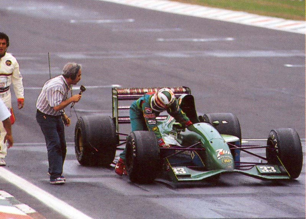 [De+Cesaris+3.jpg]