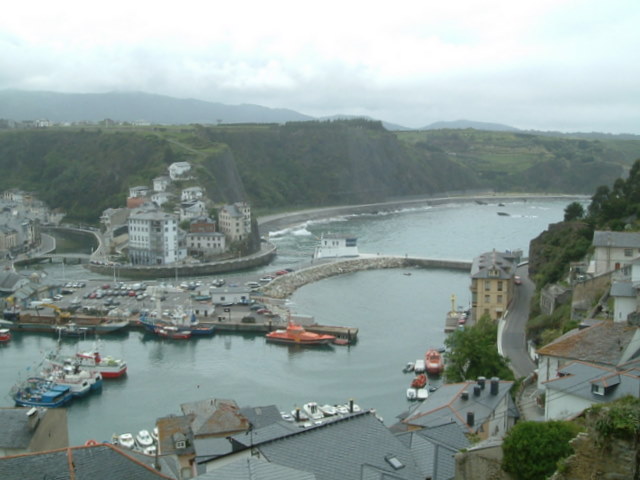 [luarca-1.JPG]