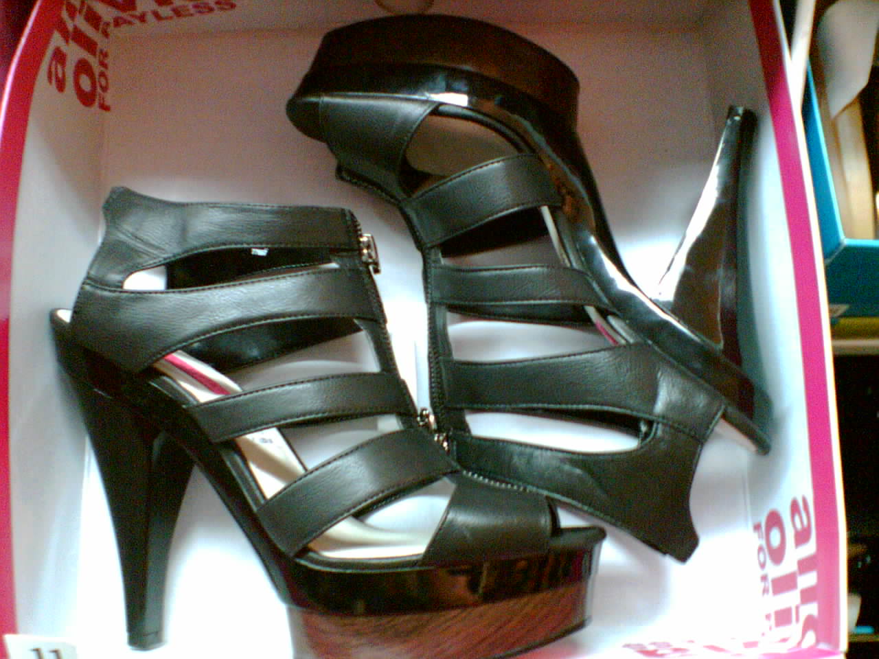 payless sm megamall