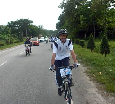 Redzlan Cycling in Expedition