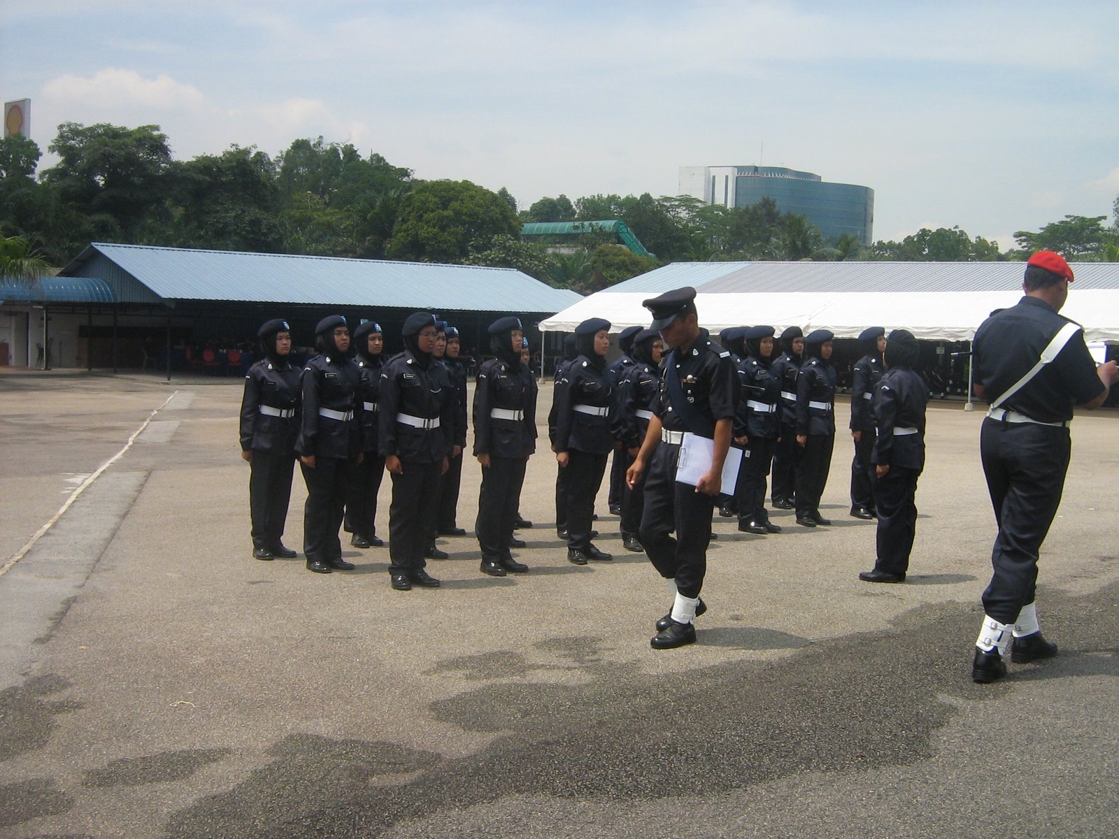 [Pertandingan+Kawad+Polis+016.jpg]