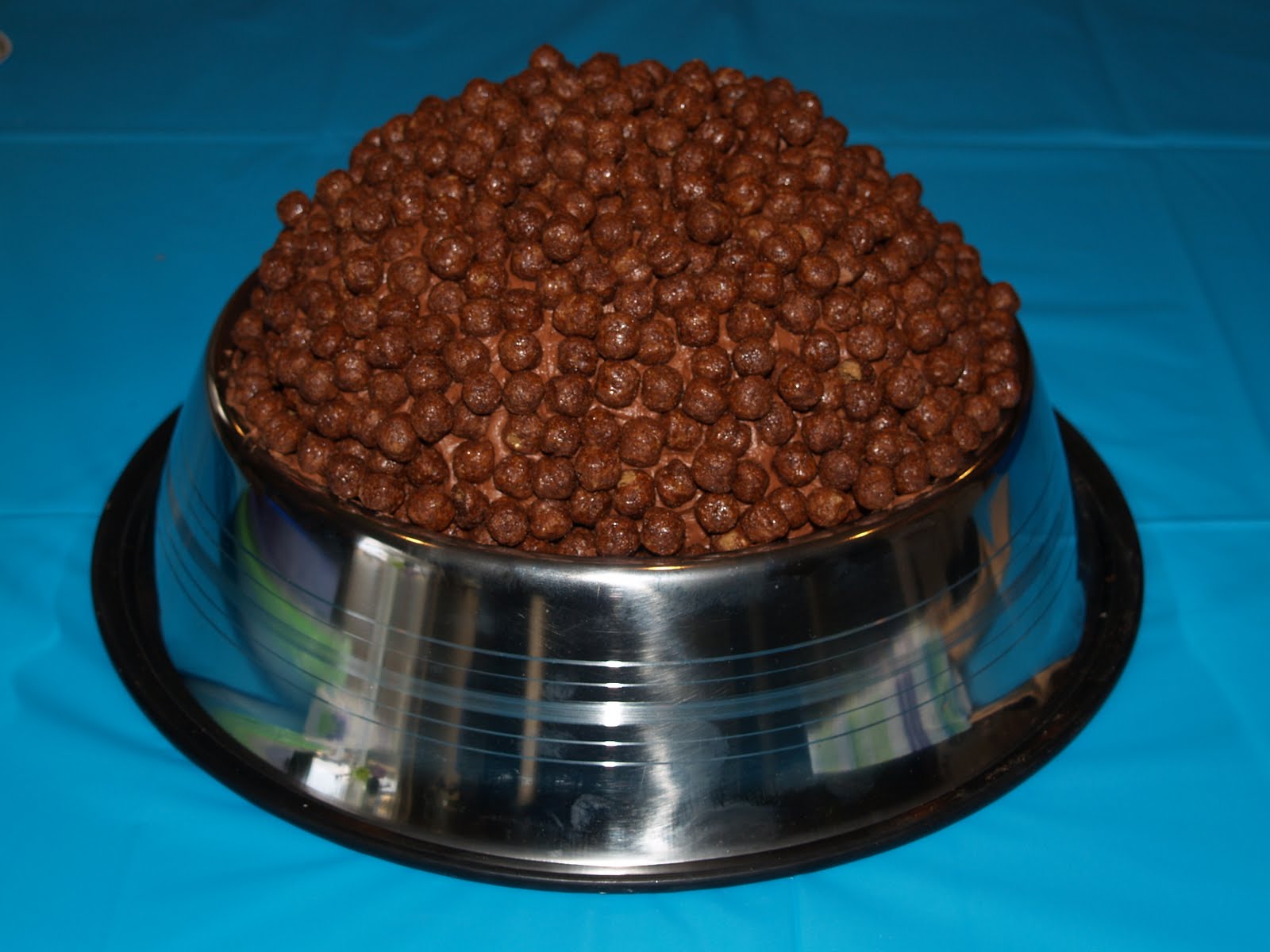 Don't Your Lunch Dog Food Cake