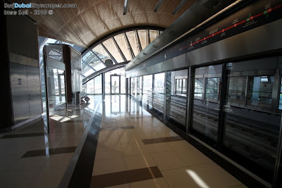 Dubai+metro+interior