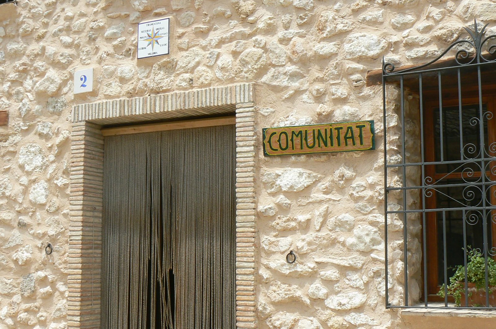[P1090857.JPG]