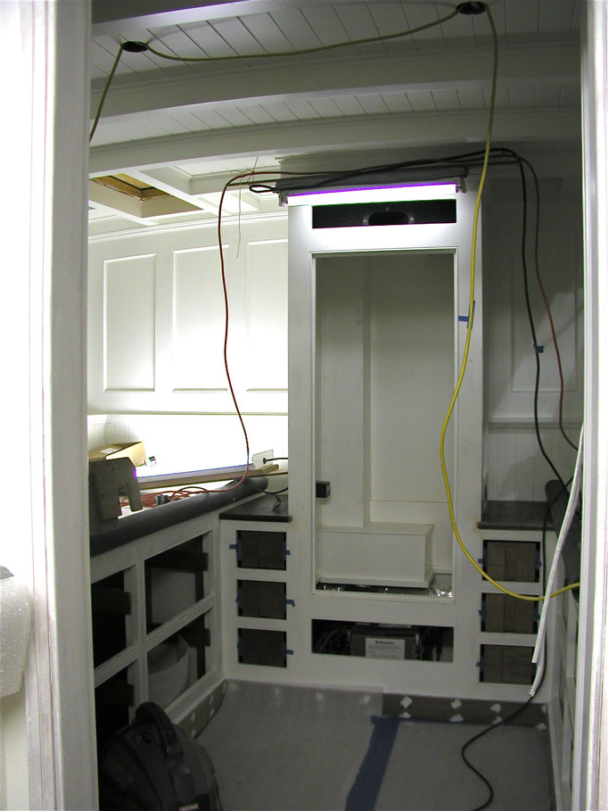 [Below10A-0105.jpg]