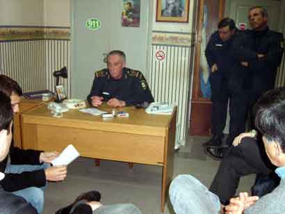 [policia-reunion-1.jpg]