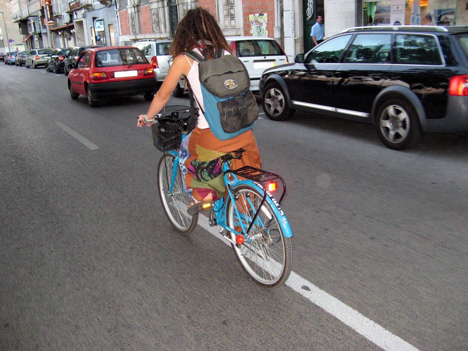 [Av.5+de+Outubro.JPG]