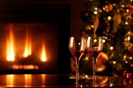 [fireplace_wine_christmas_tree.jpg]