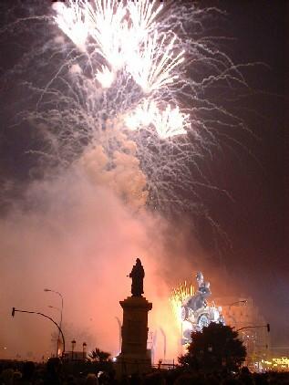 [im_fallas05_crema_4.JPG]