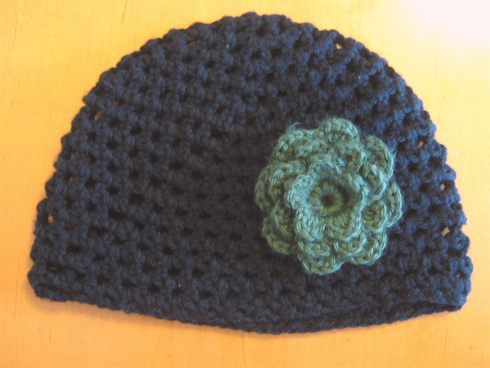 5 daughters How to Crochet a Flower!