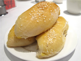Baked Coconut Bun