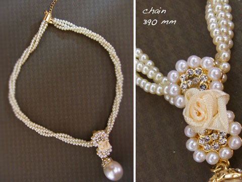 Flower Pearl Necklace with big Pearl Pendant Flower Pearl Necklace with big Pearl Pendant