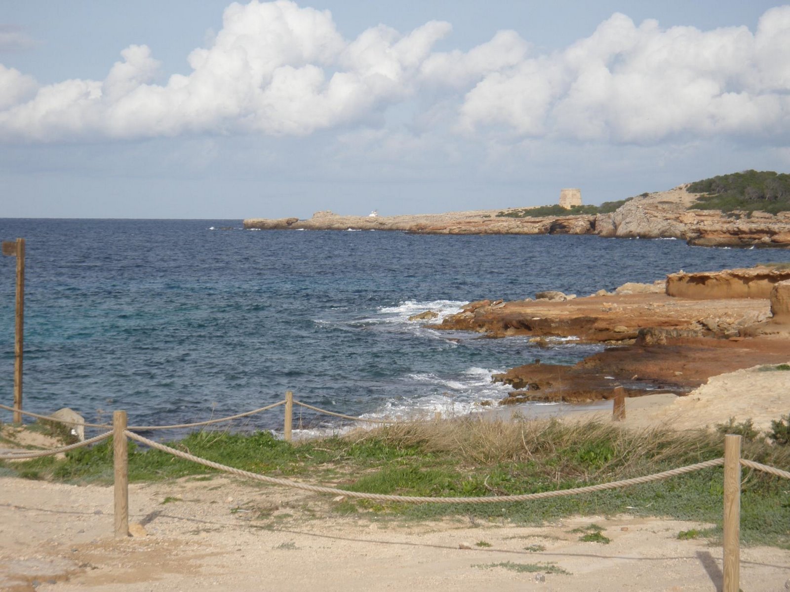 [P1200386.JPG]