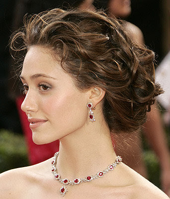 prom hairstyles for curly hair updos