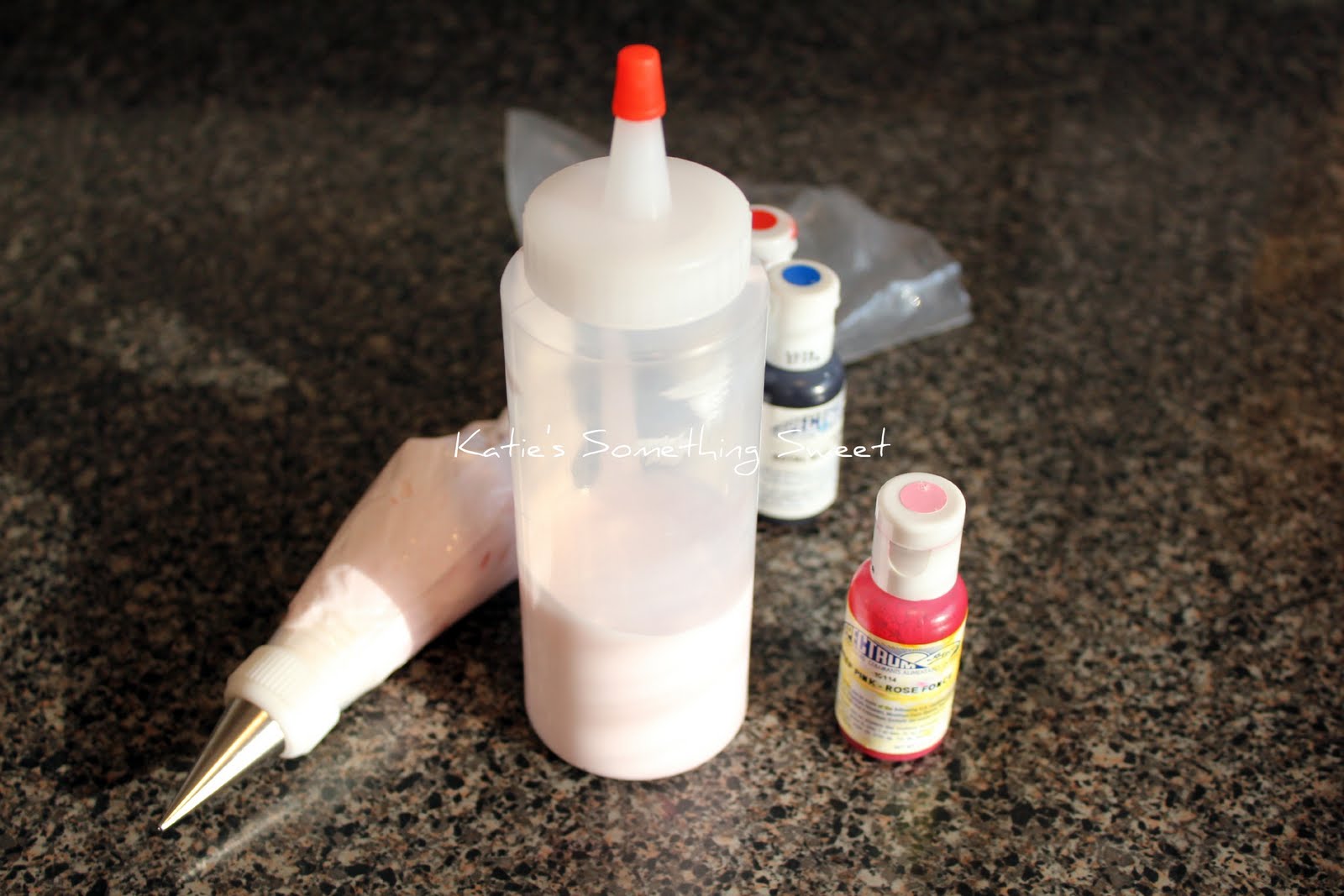 {Katie's Something Sweet} Basic Tutorial