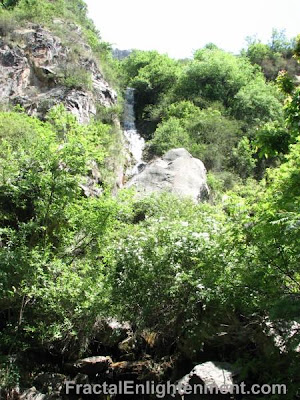 waterfall in himachal parvati valley
