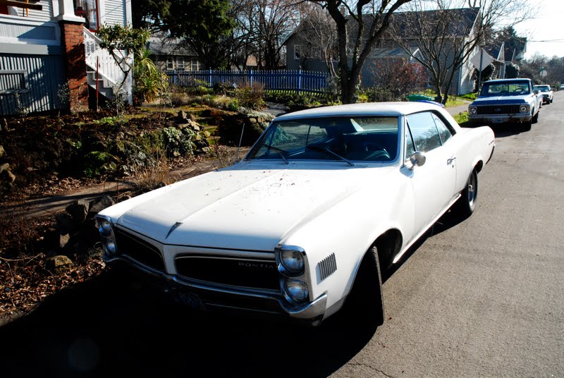 1966 Pontiac LeMans Hardtop.