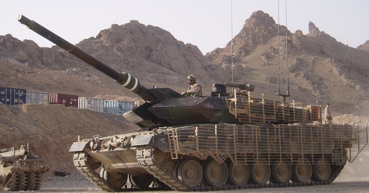 military picture Canadian Leopard2A6 tank in Afghanistan