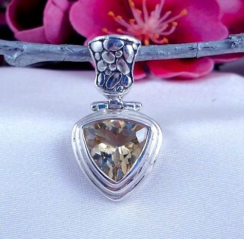 [FKeepers+Pendant.jpg]