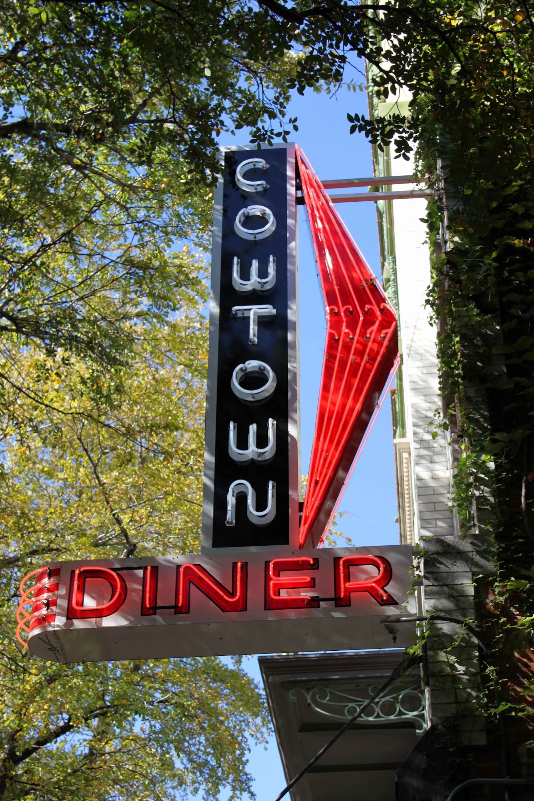 Craving Comfort The Cowtown Diner , Ft Worth Tx