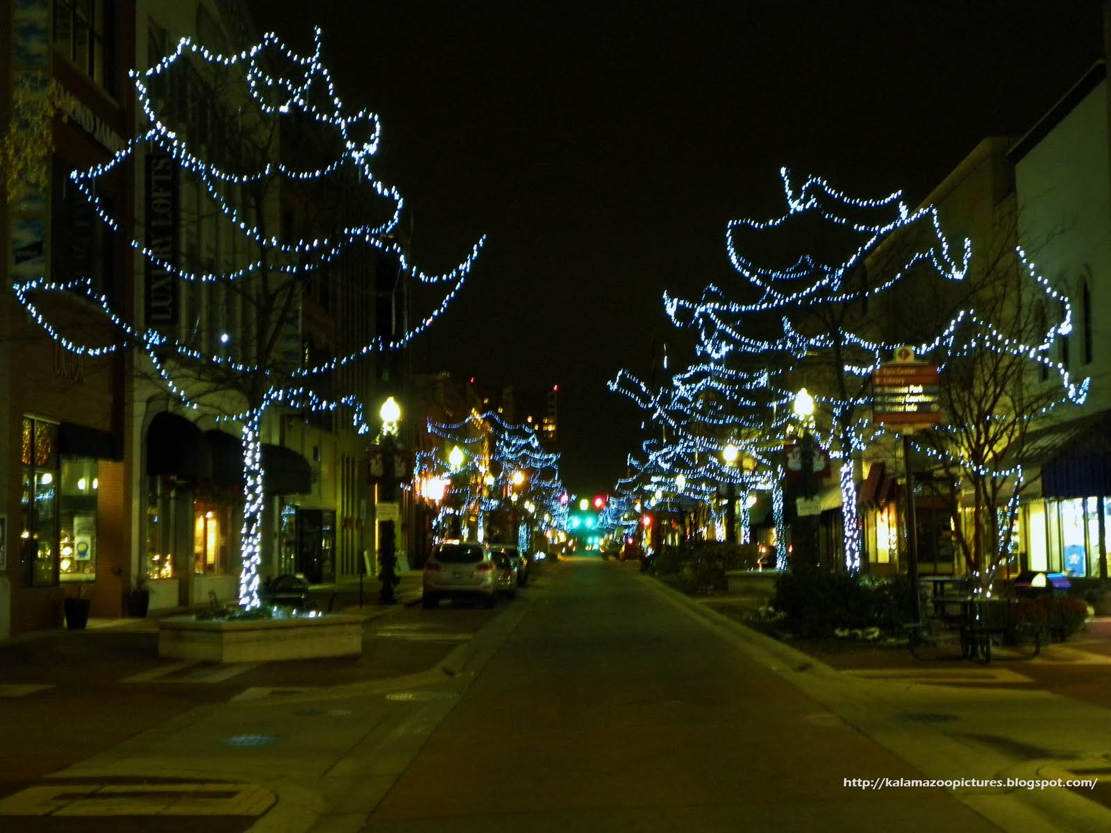 Kalamazoo In Pictures Night time Downtown kalamazoo, Holiday Season