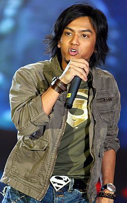 gambar artis faizal tahir gambar artis faizal tahir