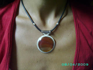 SMJOYAS: COLGANTE EN PLATA CON PIEDRA ÁGATA DE FUEGO Y CAUCHO