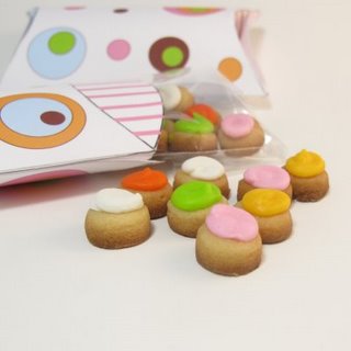 [Cookie+dots]