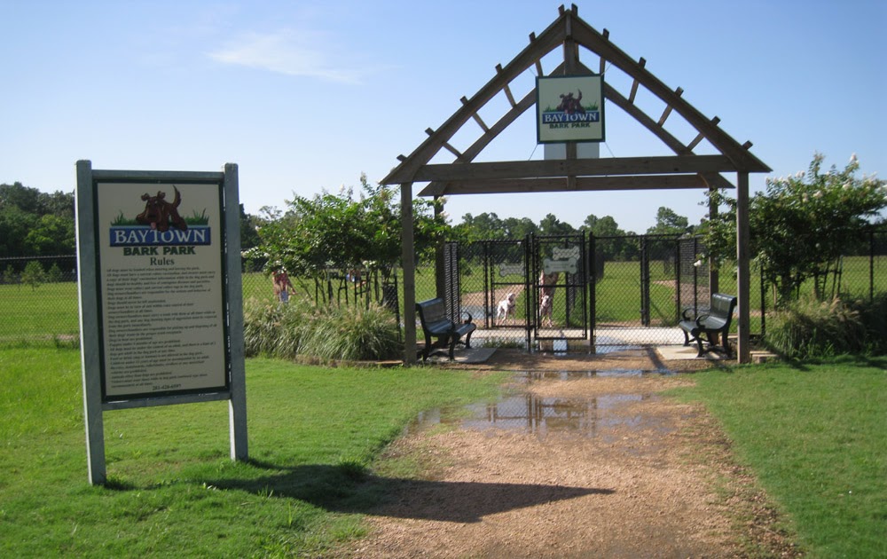 Bark Park in Baytown Goes Down Hill in Less Than a Year.